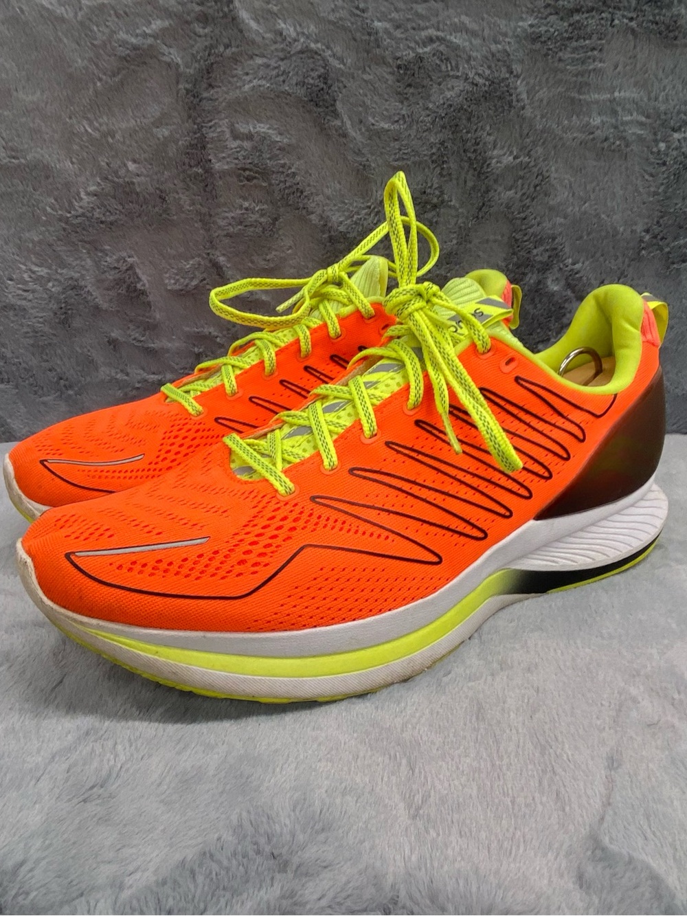 Saucony Endorphin Shift HI VIZ Mens Size 14 Orange Running Trainers Shoes